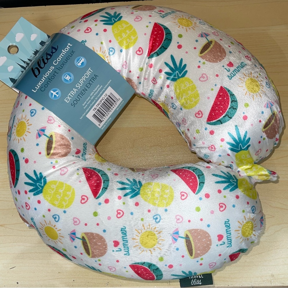 Foam travel pillow